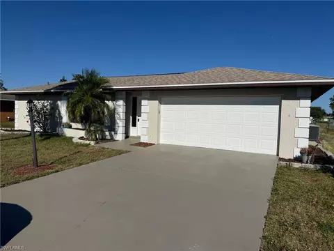 276 Ground Dove Cir, Lehigh Acres, FL 33936