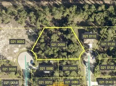 103 Nectar Ct, Lehigh Acres, FL 33974