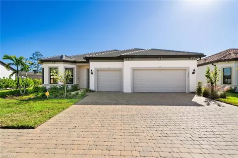 1842 Amador Ct, Naples, FL 34120