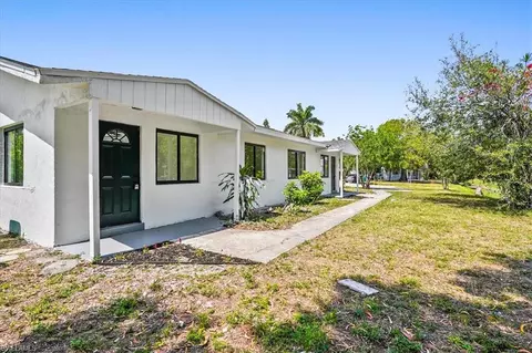 3652 Hibiscus Ave, Naples, FL 34104