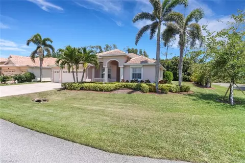 24840 Divot Dr, Bonita Springs, FL 34135