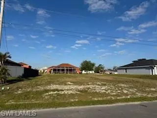 1318 NE 1st Ave, Cape Coral, FL 33909