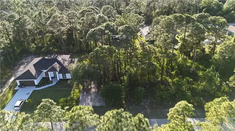 2009 Jefferson Ave, Alva, FL 33920