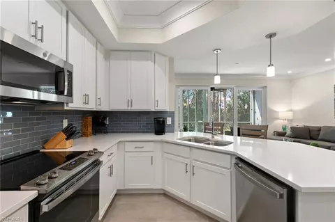Kitchen - 238 Indies Dr E #101, Naples, FL 34114 photo 4 of 5