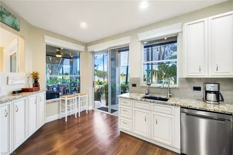8217 Parkstone Pl #101, Naples, FL 34120