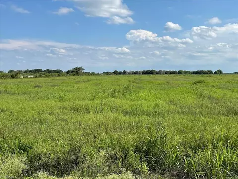 6555 5th Rd, Labelle, FL 33935