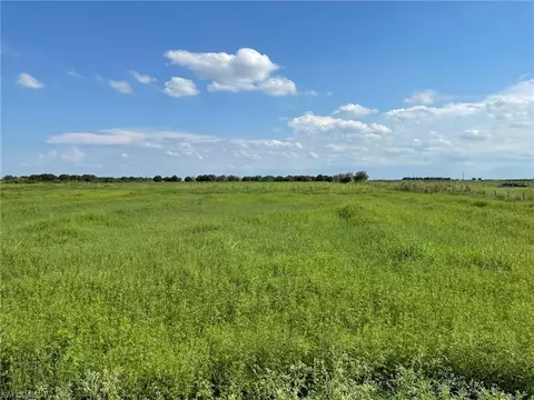 6475 5th Rd, Labelle, FL 33935