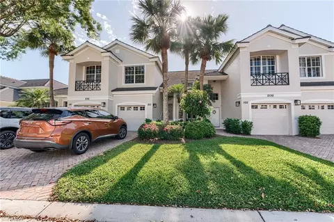 2130 Aberdeen Ln #201, Naples, FL 34109