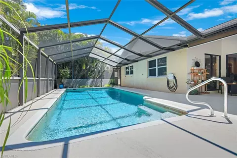 19209 Pine Run Ln, Fort Myers, FL 33967