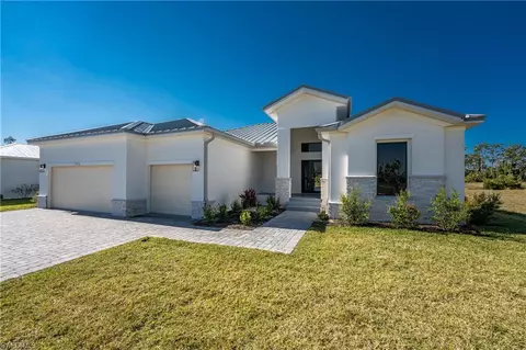 17476 Vellum Cir, Punta Gorda, FL 33955