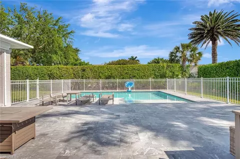 Exterior - 2024 Imperial Cir, Naples, FL 34110 photo 6 of 10