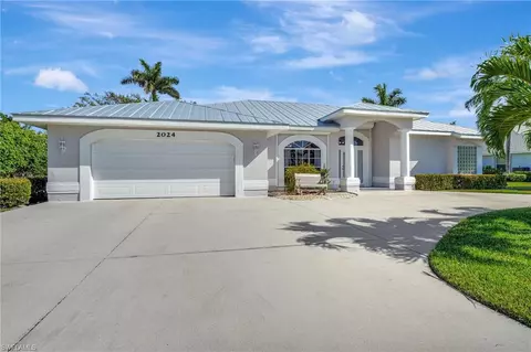 2024 Imperial Cir, Naples, FL 34110
