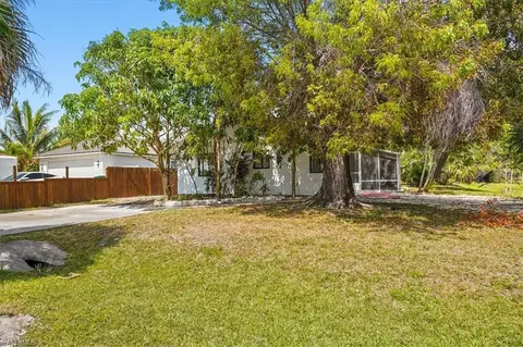 3655 Hibiscus Ave, Naples, FL 34104 photo 38