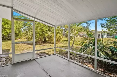 3655 Hibiscus Ave, Naples, FL 34104 photo 32