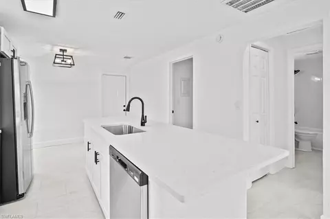3655 Hibiscus Ave, Naples, FL 34104 photo 12