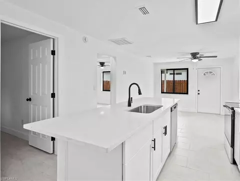 3655 Hibiscus Ave, Naples, FL 34104 photo 16