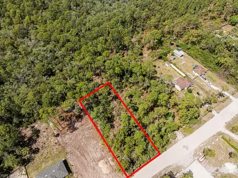 Nnn Della Dr, Naples, FL 34117 photo 6