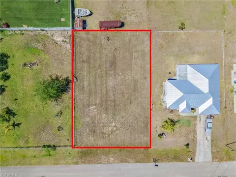 909 Adeline Ave, Lehigh Acres, FL 33971