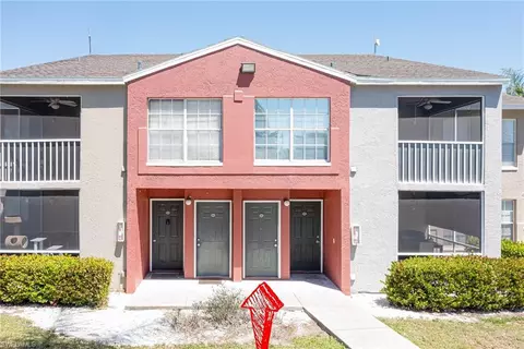 116 Santa Clara Dr #2, Naples, FL 34104