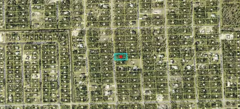 2114 Columbus Ave, Alva, FL 33920