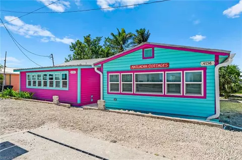 4760 Pine Island Rd NW, Matlacha, FL 33993