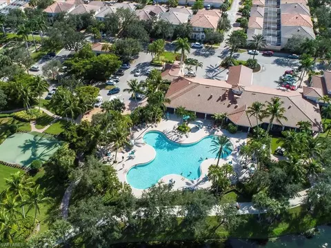 View/Area - 5401 Freeport Ln, Naples, FL 34119 photo 4 of 6
