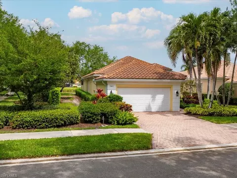Exterior - 5401 Freeport Ln, Naples, FL 34119 photo 3 of 9