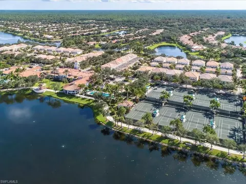 View/Area - 5401 Freeport Ln, Naples, FL 34119 photo 3 of 6