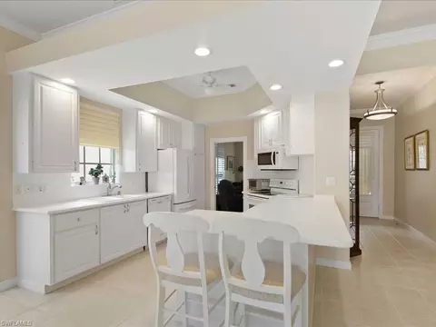 Kitchen - 5401 Freeport Ln, Naples, FL 34119 photo 3 of 3