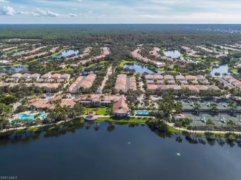 View/Area - 5401 Freeport Ln, Naples, FL 34119 photo 5 of 6