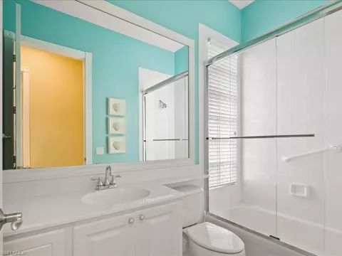 Bath - 5401 Freeport Ln, Naples, FL 34119 photo 3 of 3