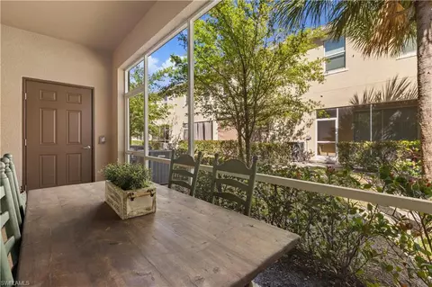 2694 Citrus St, Naples, FL 34120 photo 9