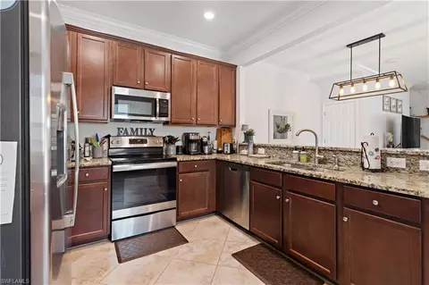 2694 Citrus St, Naples, FL 34120 photo 4