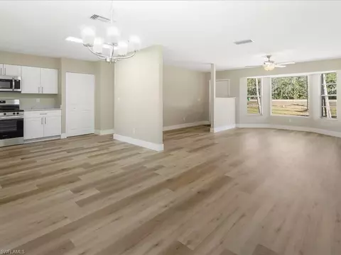 4110 Pine Ridge Rd, Naples, FL 34119 photo 9