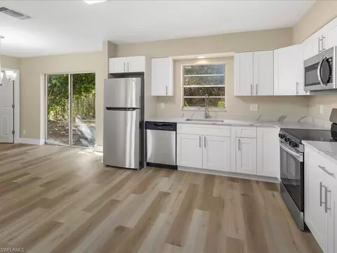 4110 Pine Ridge Rd, Naples, FL 34119 photo 8