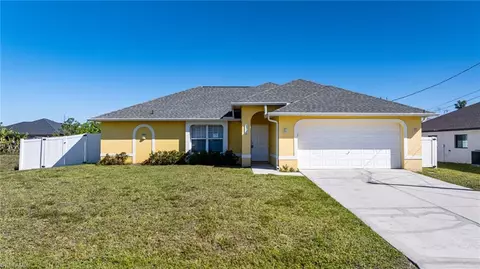1731 SW 3rd Ter, Cape Coral, FL 33991