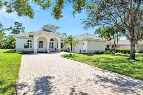 339 Saddlebrook Ln SE, Naples, FL 34110