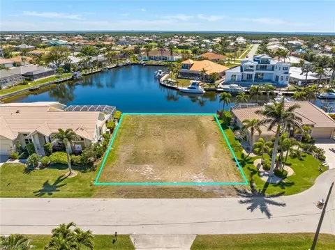 2435 St Davids Island Ct, Punta Gorda, FL 33950