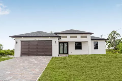 1024 Brenton Ave, Lehigh Acres, FL 33974