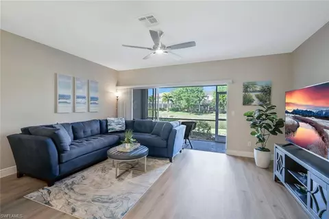 1330 Weeping Willow Ct, Cape Coral, FL 33909