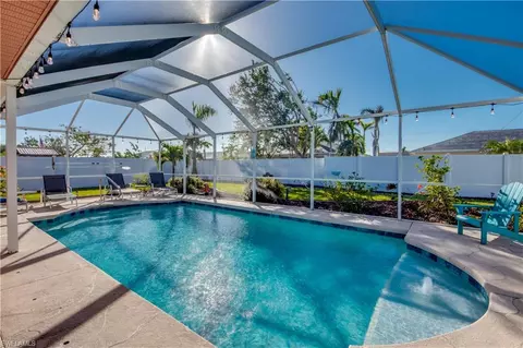 1422 SE 31st Ter, Cape Coral, FL 33904