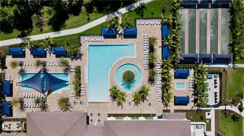 11543 Jacaranda Dr, Naples, FL 34120