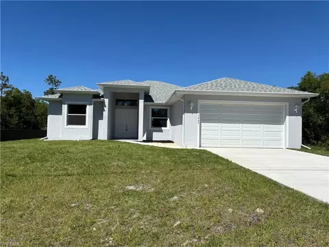 3402 29th St W, Lehigh Acres, FL 33971