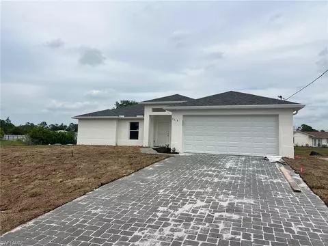 2618 10th St SW, Lehigh Acres, FL 33976