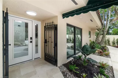 6804 Sand Pointe Cir, Naples, FL 34108 photo 12