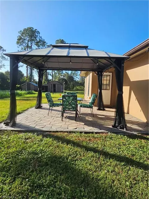 2012 Abbott Ave, Alva, FL 33920 photo 4