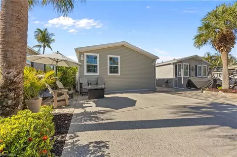1257 Diamond Lake Cir, Naples, FL 34114