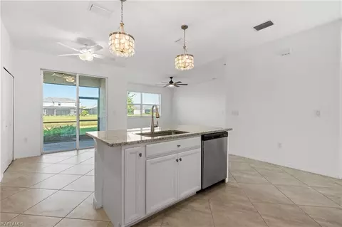 Kitchen - 2111 Hamlin St, Naples, FL 34120 photo 1 of 5