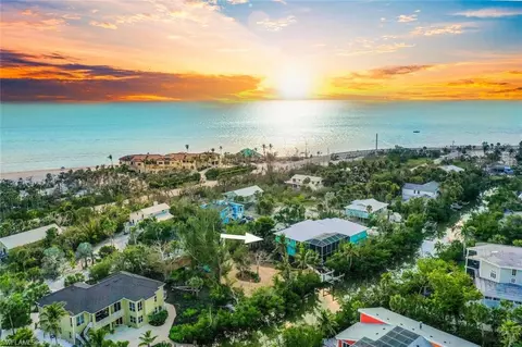 6450 Pine Ave, Sanibel, FL 33957