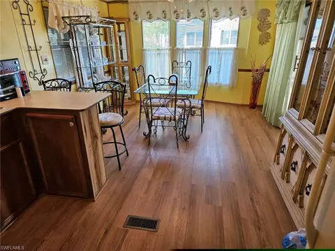 Dining - 4 Onyx Dr #4O, Naples, FL 34114 photo 5 of 5